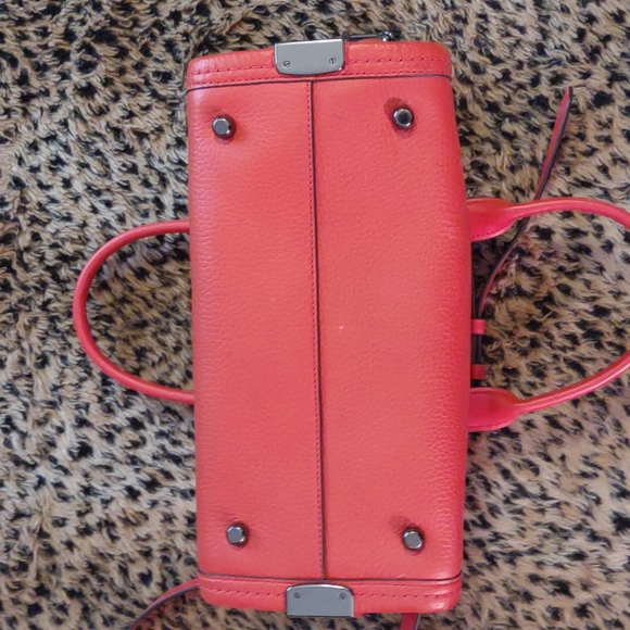 Coach Pebbled Swagger 27 Bag - Picture 5 of 11